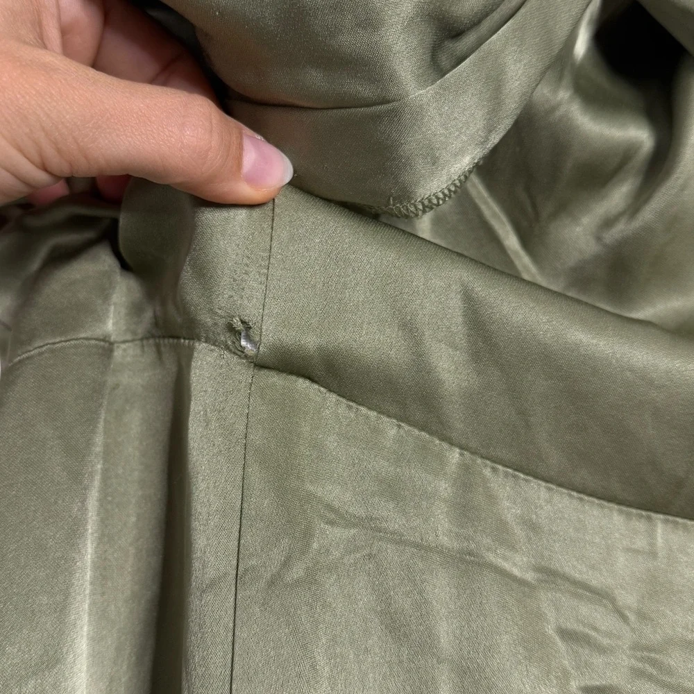 Reformation Hensley satin Dress - Picture 8 of 11